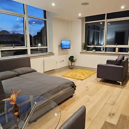 Studio Flat In Tottenham 伦敦 外观 照片