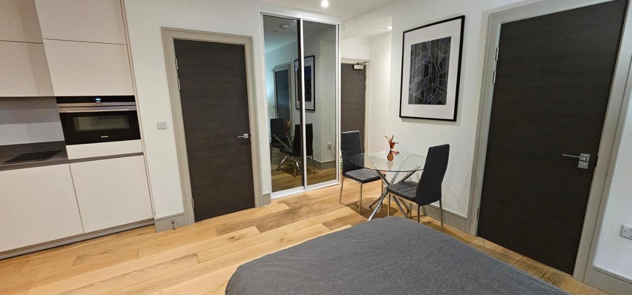 Studio Flat In Tottenham 伦敦 外观 照片